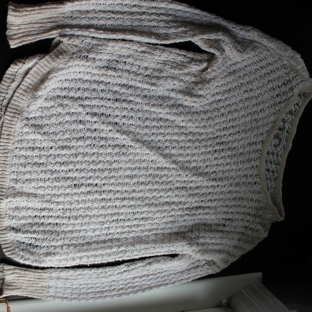 American Eagle Sweater